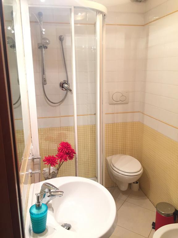 Aquila 52 Apartment Рим Екстериор снимка