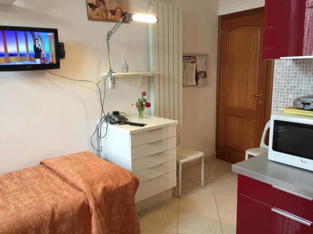 Aquila 52 Apartment Рим Екстериор снимка