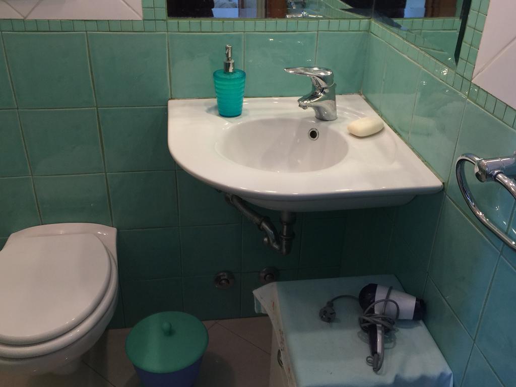 Aquila 52 Apartment Рим Екстериор снимка